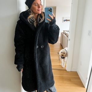Apparis Mia Coat in Noir